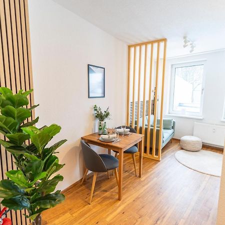 Rr - Chic Apartment 33Qm - Parking - Washer Maagdenburg Buitenkant foto